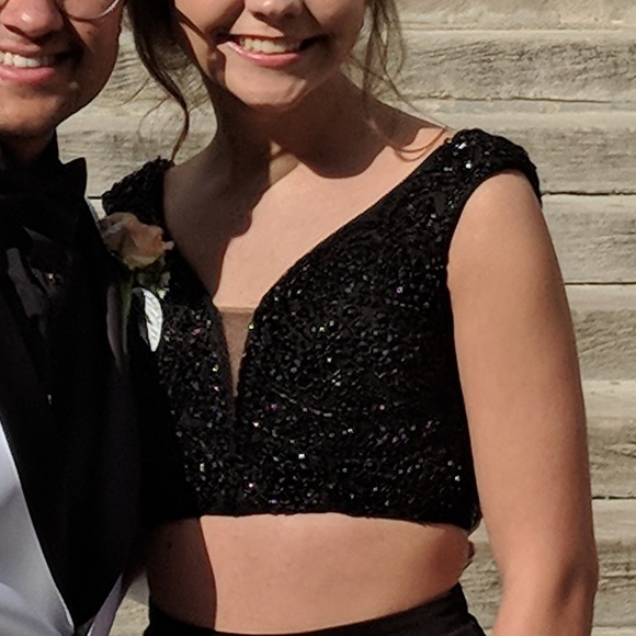 Prom Dress - Picture 4 of 4